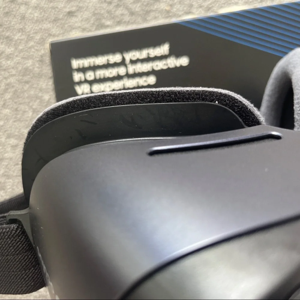 Samsung Gear VR with Controller